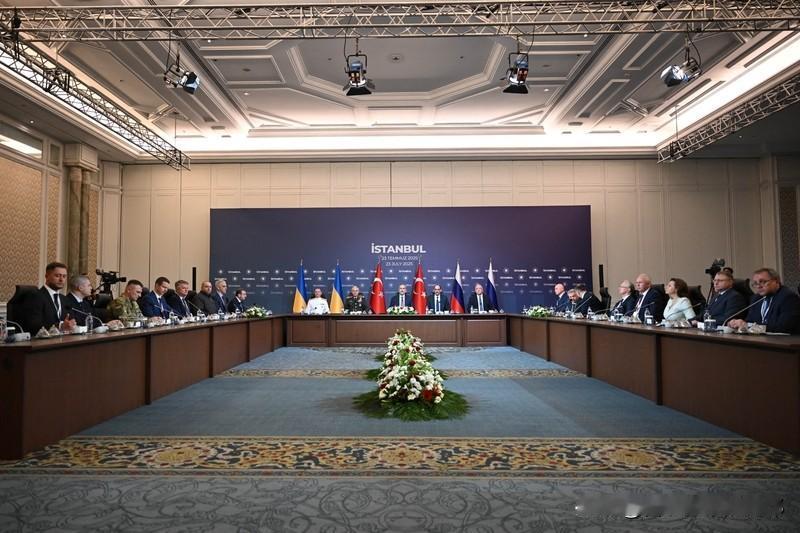 大年初一
全球的目光全盯在了日内瓦！

同一天两场决定世界格局的生死谈判同时开场