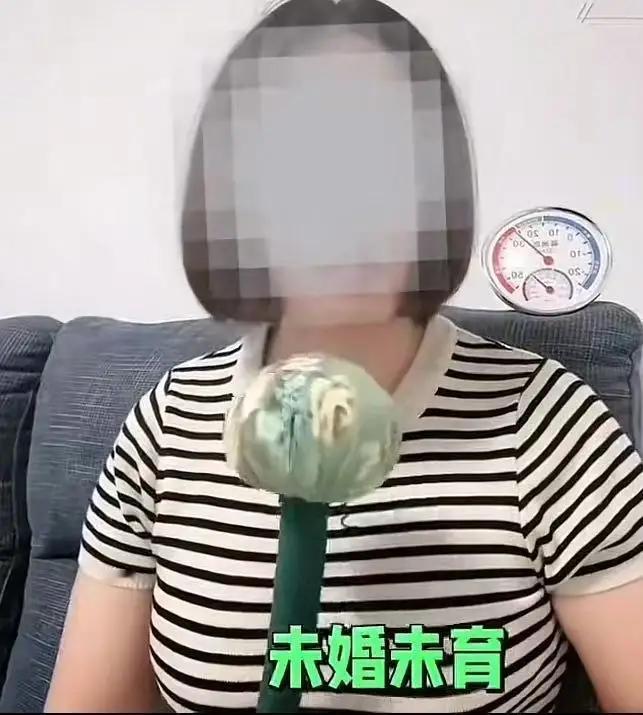 47岁女子未婚未育，哥哥逼她过户房子给侄子当婚房，被拒后放话：你的一切早晚都是我