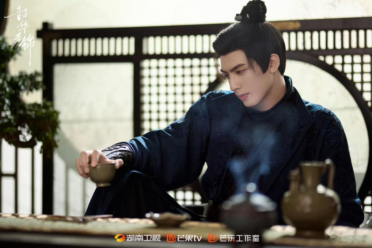 恭喜迪丽热巴陈星旭《枭起青壤》热度飙破27000！敦煌美学碰撞冷兵器爽感，热巴陈