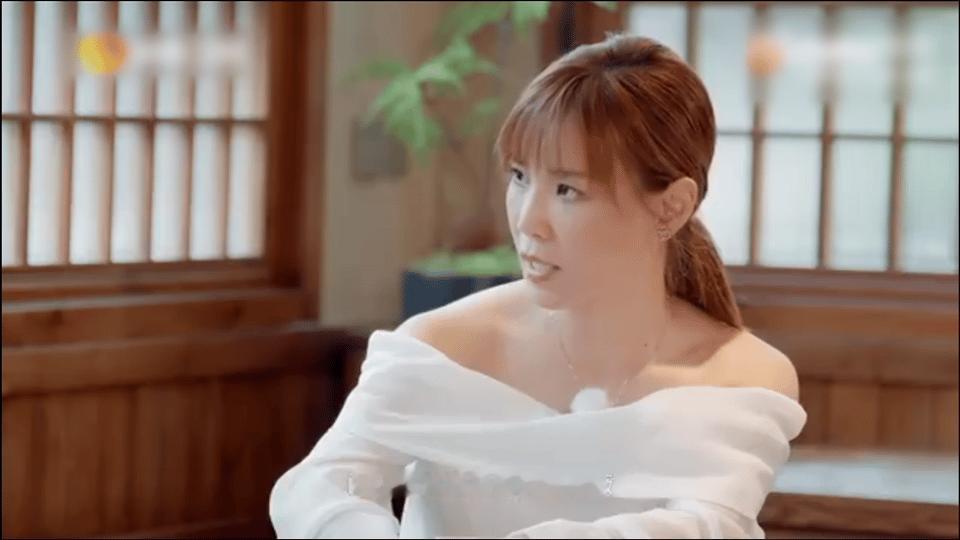 李佳薇逆袭文女主夯爆了 这就是大女主剧本照进现实！从唱《煎熬》的“铁肺女王”，到