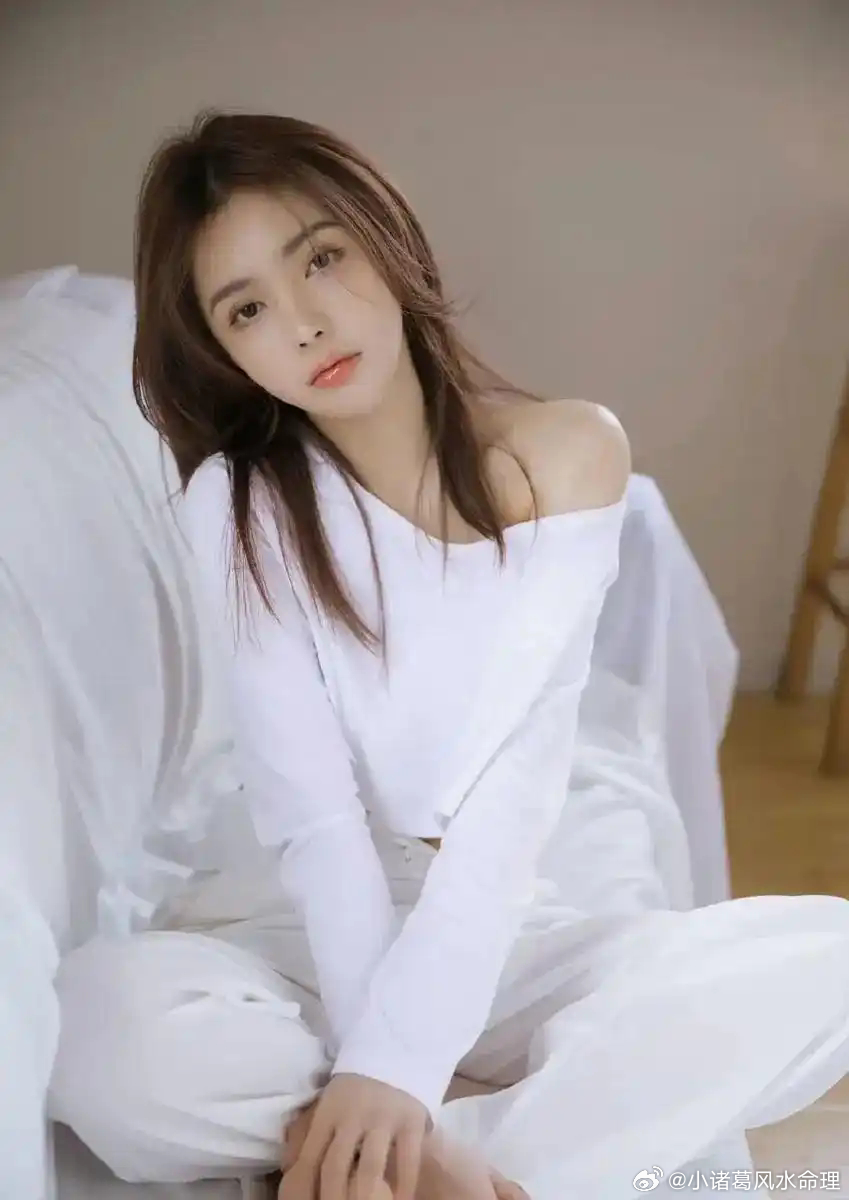 属鼠人属牛人在2026年的隐形贵人是属鼠人。在十二生肖当中，彼此之间互相为对方的