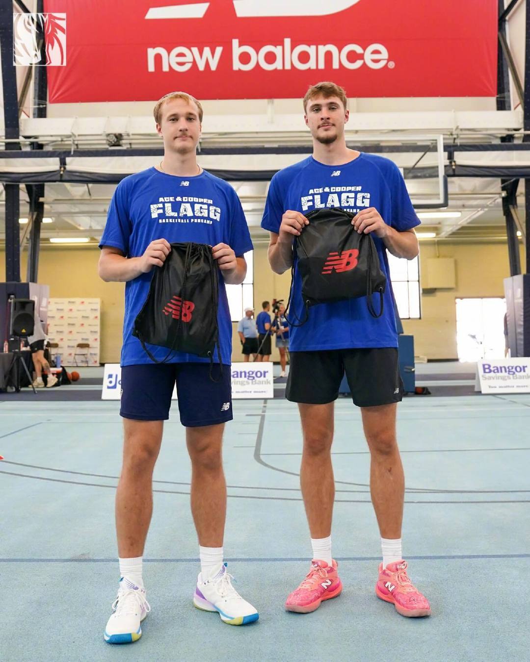 达拉斯独行侠队，现如今共有4名球员拥有双胞胎兄弟姐妹，而弗拉格未来这个发际线些许