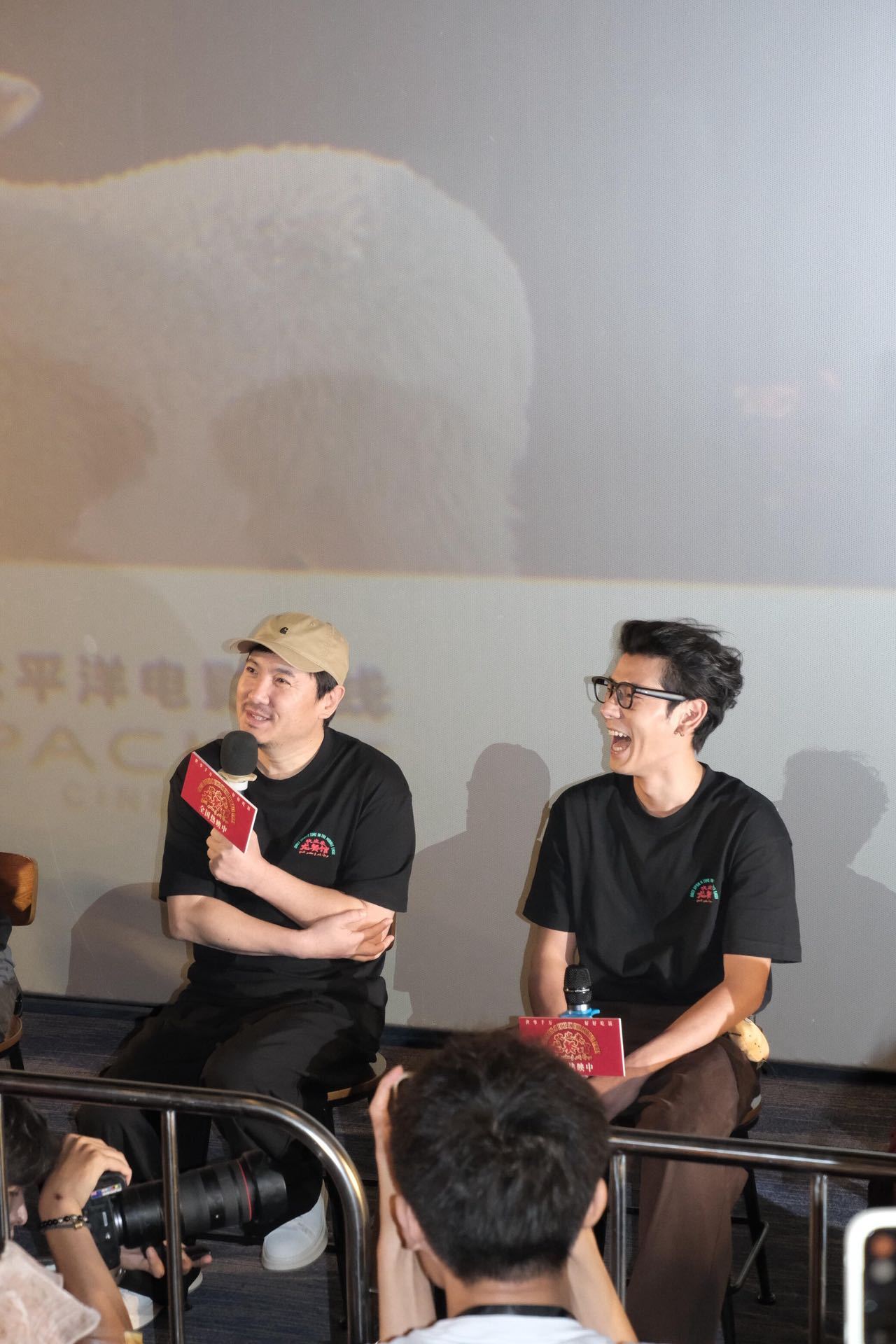 蒋奇明说话也一股东北味了蒋奇明逐渐腾化 蒋奇明是真心喜欢跟腾哥待在一起，喜欢到连