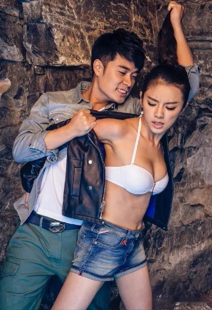 两人都是受虐型的...陈赫真是一点不懂怜香惜玉呀！