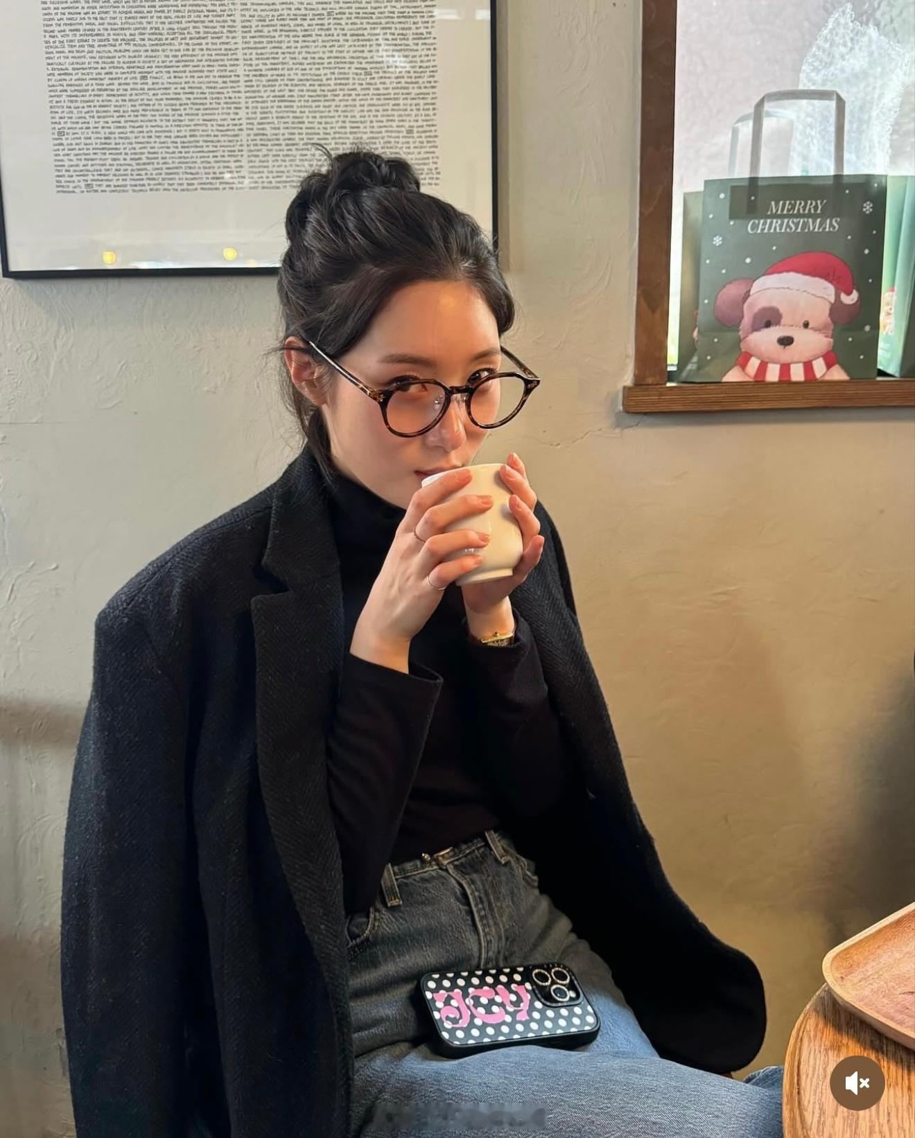 郑采妍  郑采妍韩女的日常 