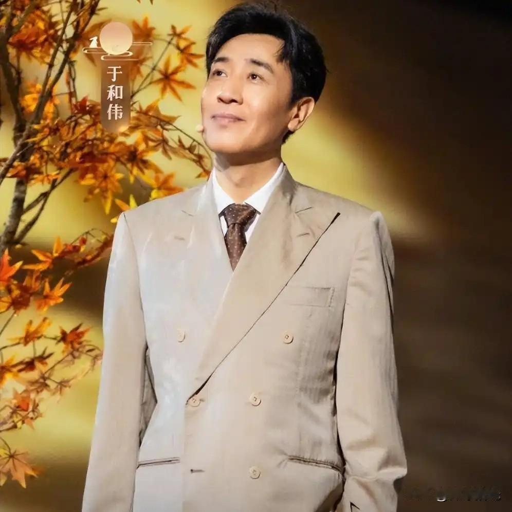 演员于和伟说：“在《沉默的荣耀》中，我不仅是演员，也是监制，最后导演又给了我一项