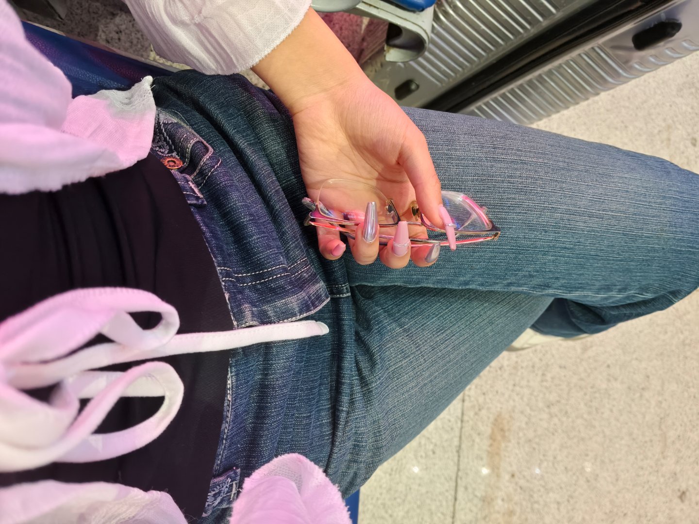 准备回家出发前接到噩耗，暑假被斩半了，八月中旬就要回学校处理事情本来是最长的一个