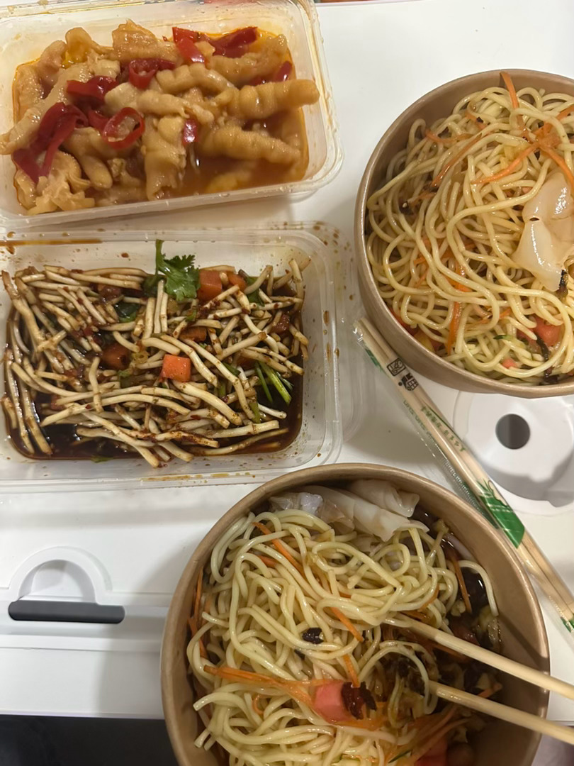 😋 ​​​