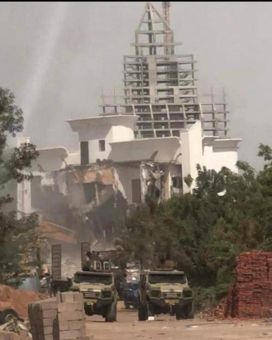 乍得无国界社会党党魁亚亚·迪洛(Yaya Dillo)的对手被暗杀，萨利·代比将