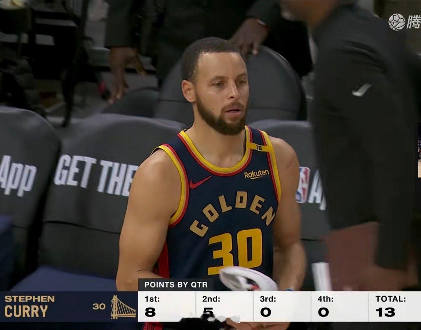 库里下半场0分 2025年1月26日NBA常规赛，勇士主场迎来湖勇二番战。库里下