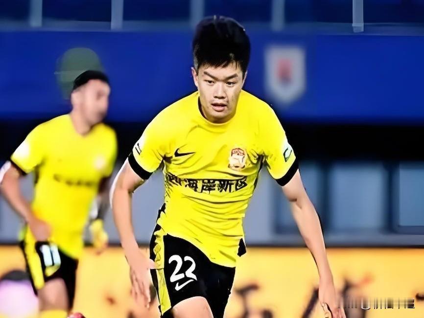 据说国安队盯上了杨希，杨希会不会因此一举进入豪门球队呢？

希望杨希能够顶住高薪