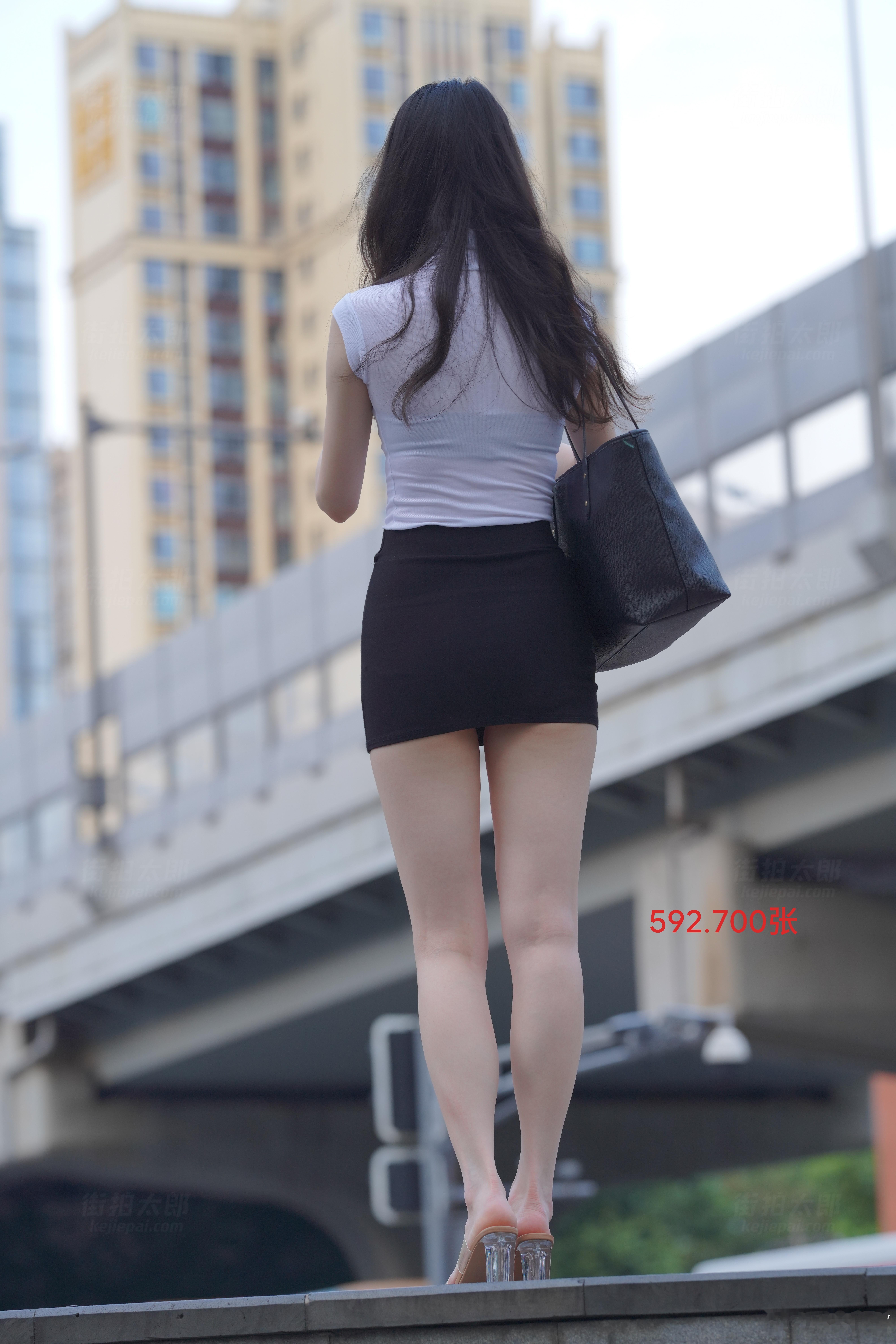 这样的背影你给几分？