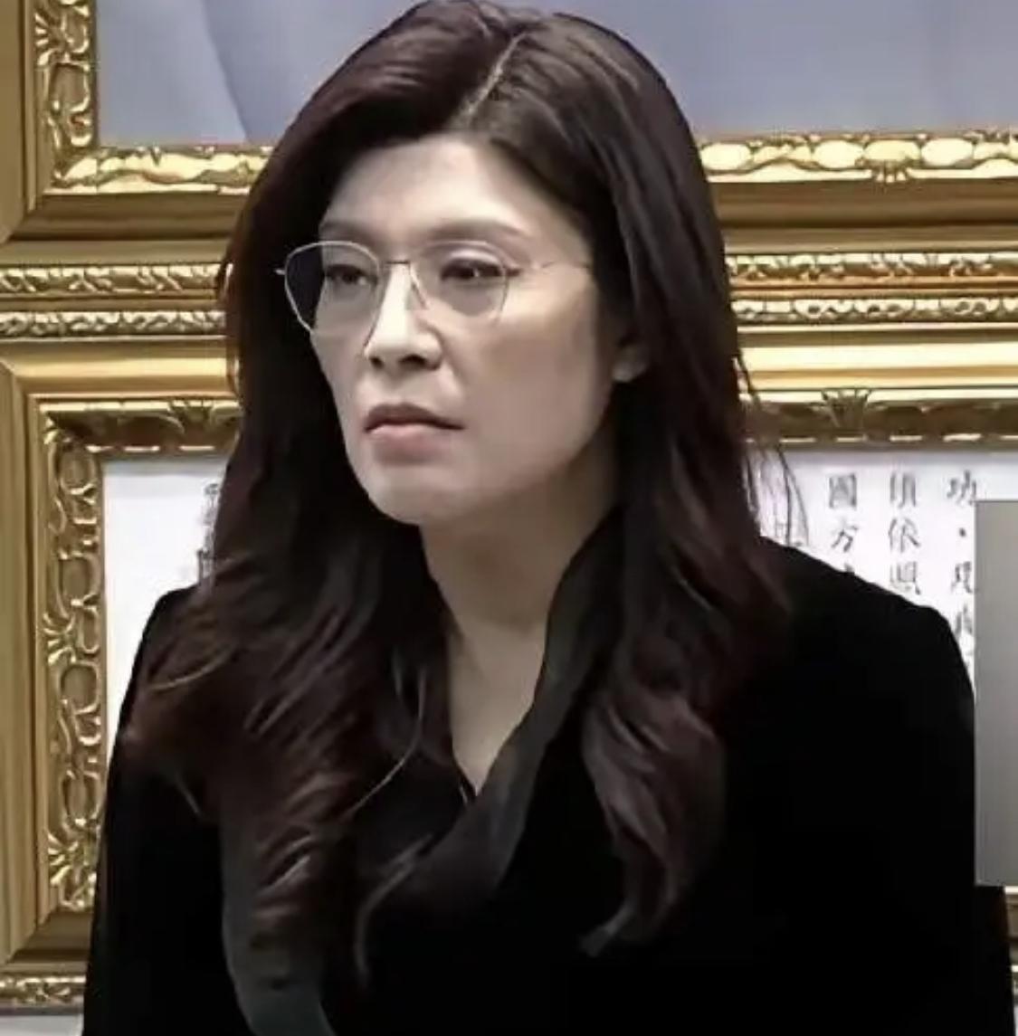 郑丽文终于下定决心，在昨天的国民党中常会上郑丽文再次决定，于今年4—6月到访大陆