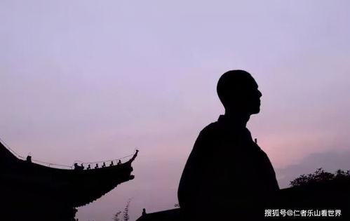 人最难悟透和看破的是什么?人最难悟透的，是“自己”——既看不清局限，也放不下执念