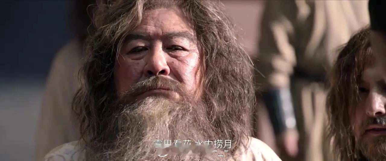 《长安的荔枝》一个胡商敢跟掌权太监硬刚，那就是找死。苏谅落得如此下场，不全是李善