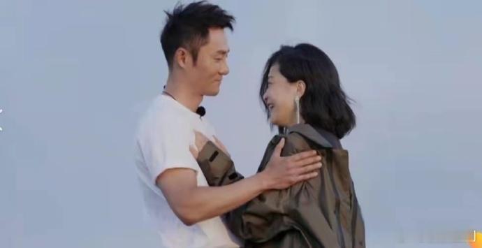 《再见爱人》四季一共12对夫妻，但真的离婚的夫妻却很少第一季：章贺和郭柯宇第二季