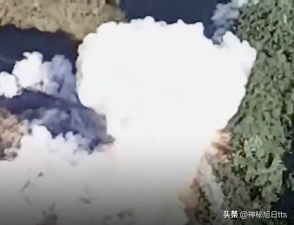 这几天关注俄乌战局的人，大概都看得直摇头。原本俄军在东部战线推得正顺，结果最近硬