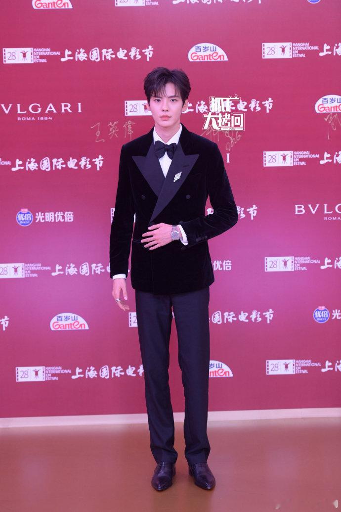 上影节开幕式生图明星上影节开幕式生图怎么评娱乐