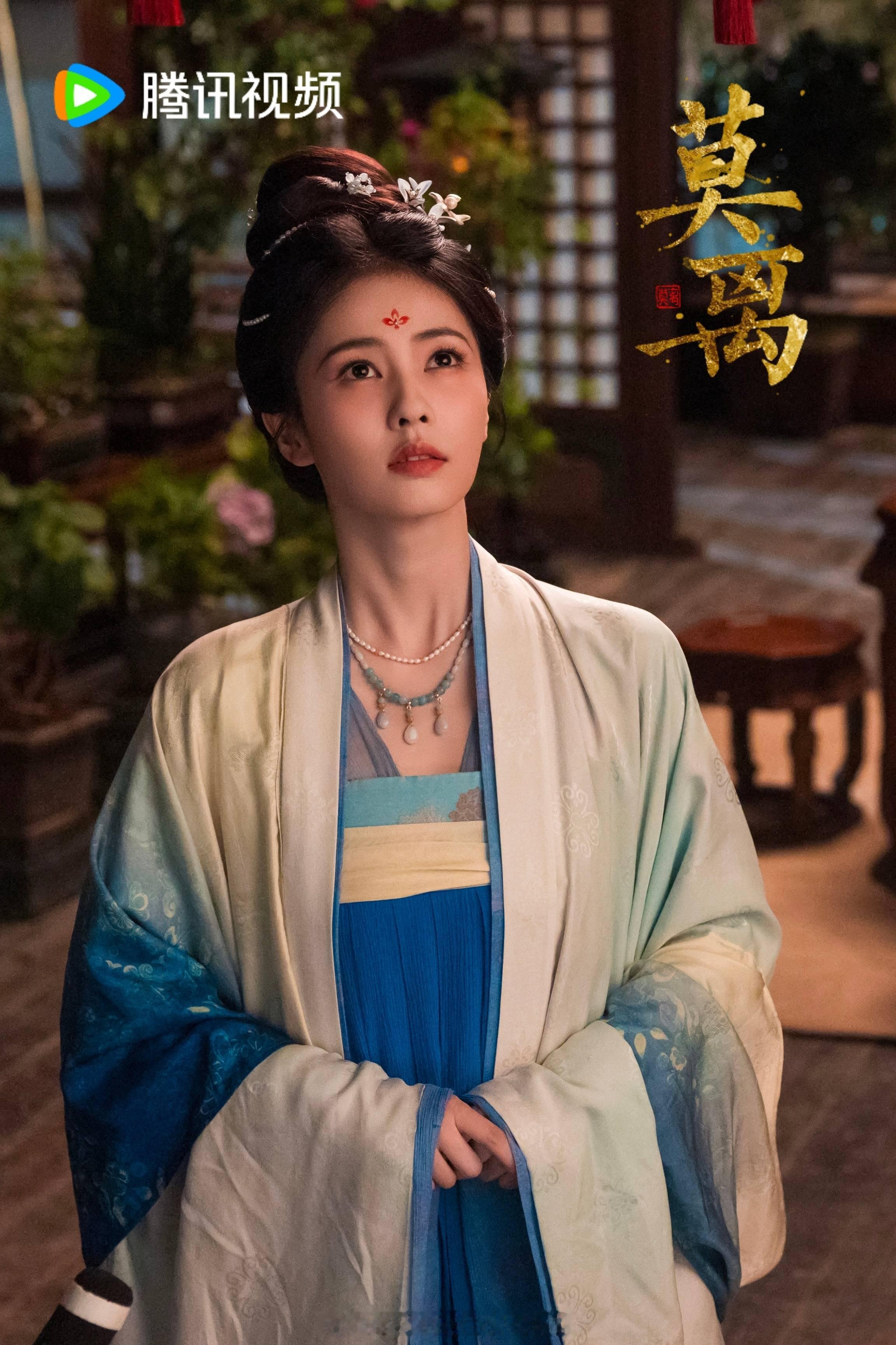 白鹿的叶璃在播出12天后，登顶腾讯视频2026年度角色热度TOP1 ，且是真金白