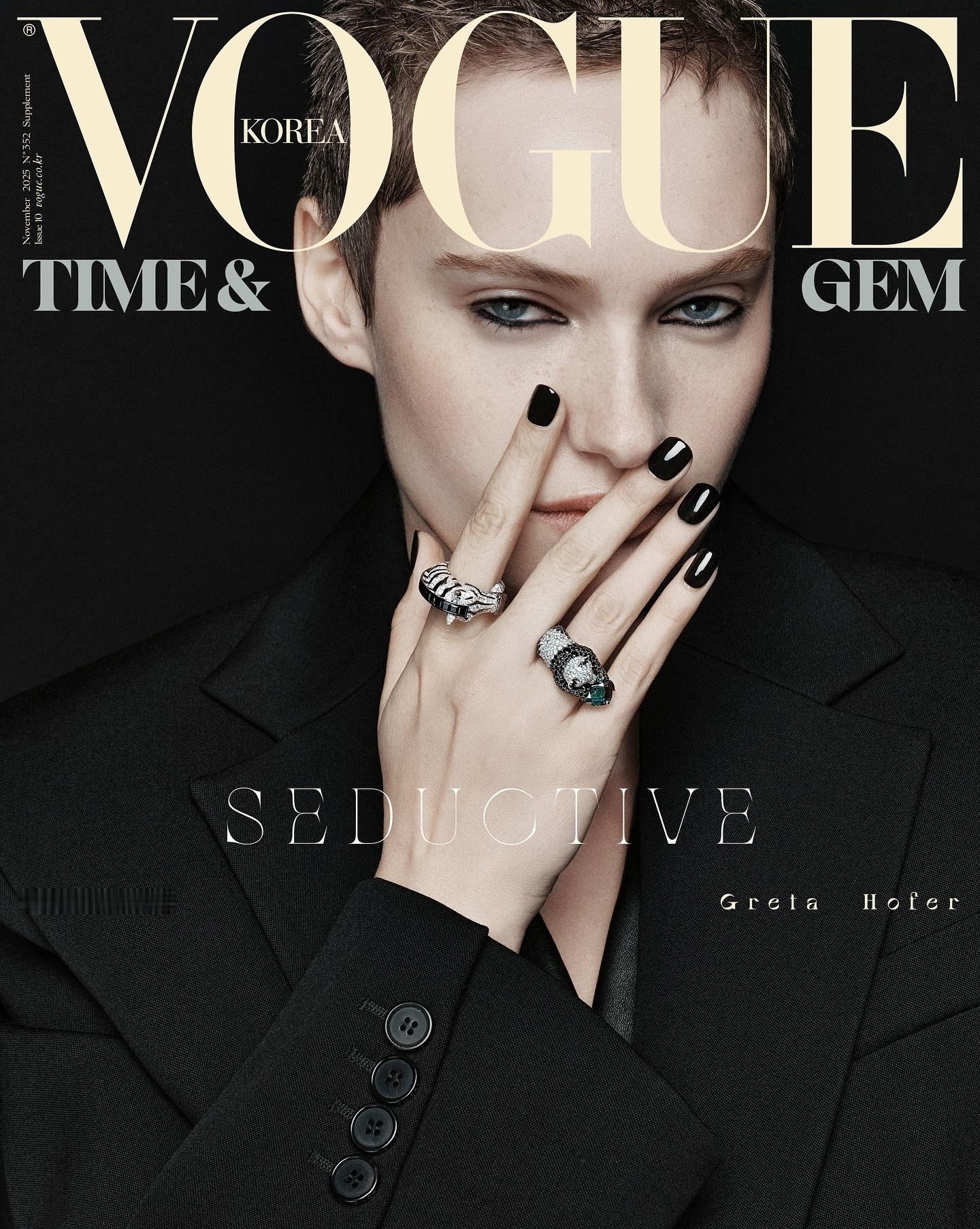 这才是 VOGUE Korea 的水准嘛  ～ [心] ​​​