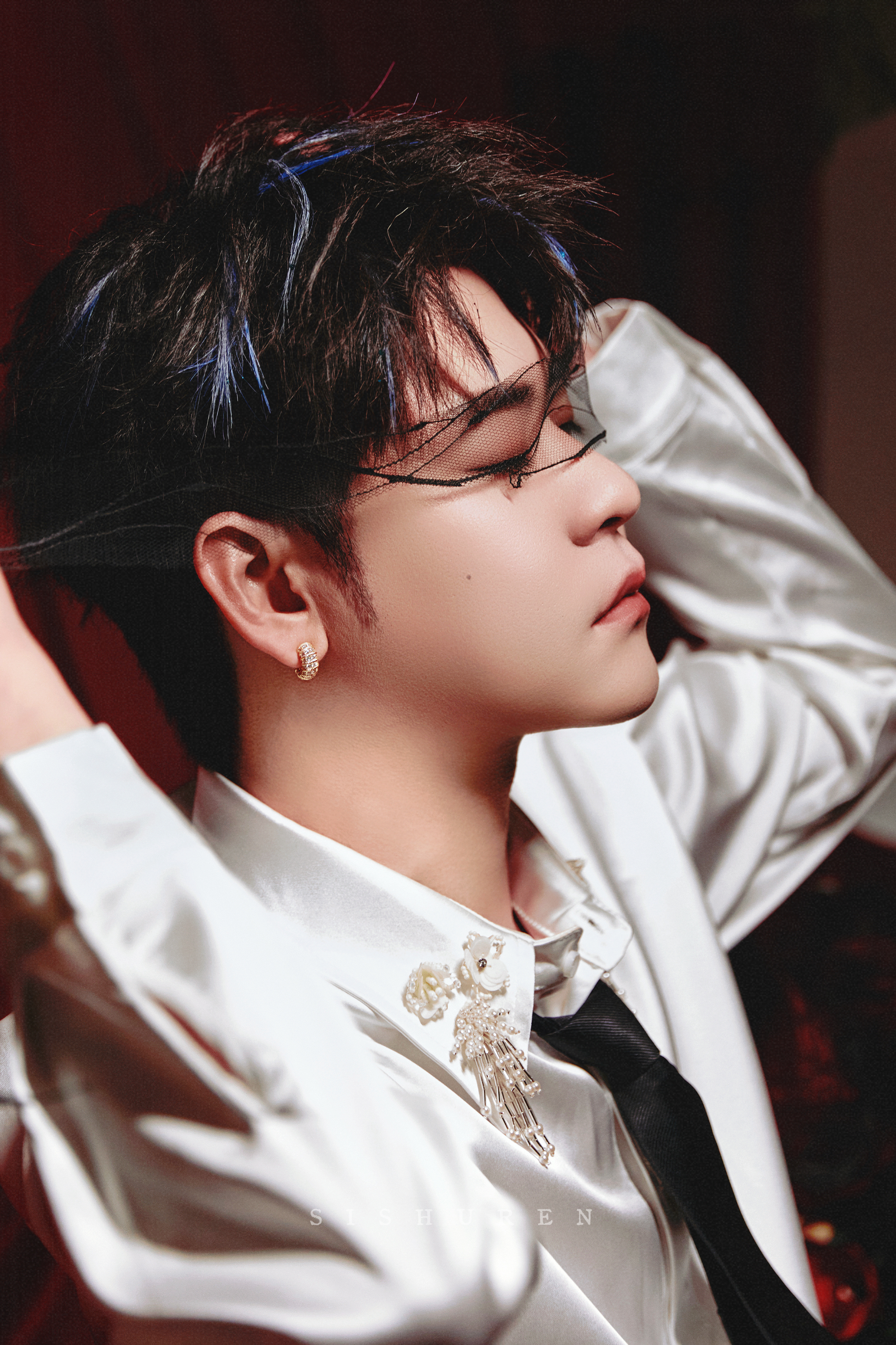 看他那表情这花好像非收不可澳门的妆造希望依旧如此给力小作坊雄起