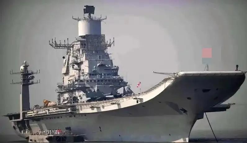 三哥要造核航母，抢“18舰”风头，夺回亚洲第一，时间定在2040年，8万吨级的“