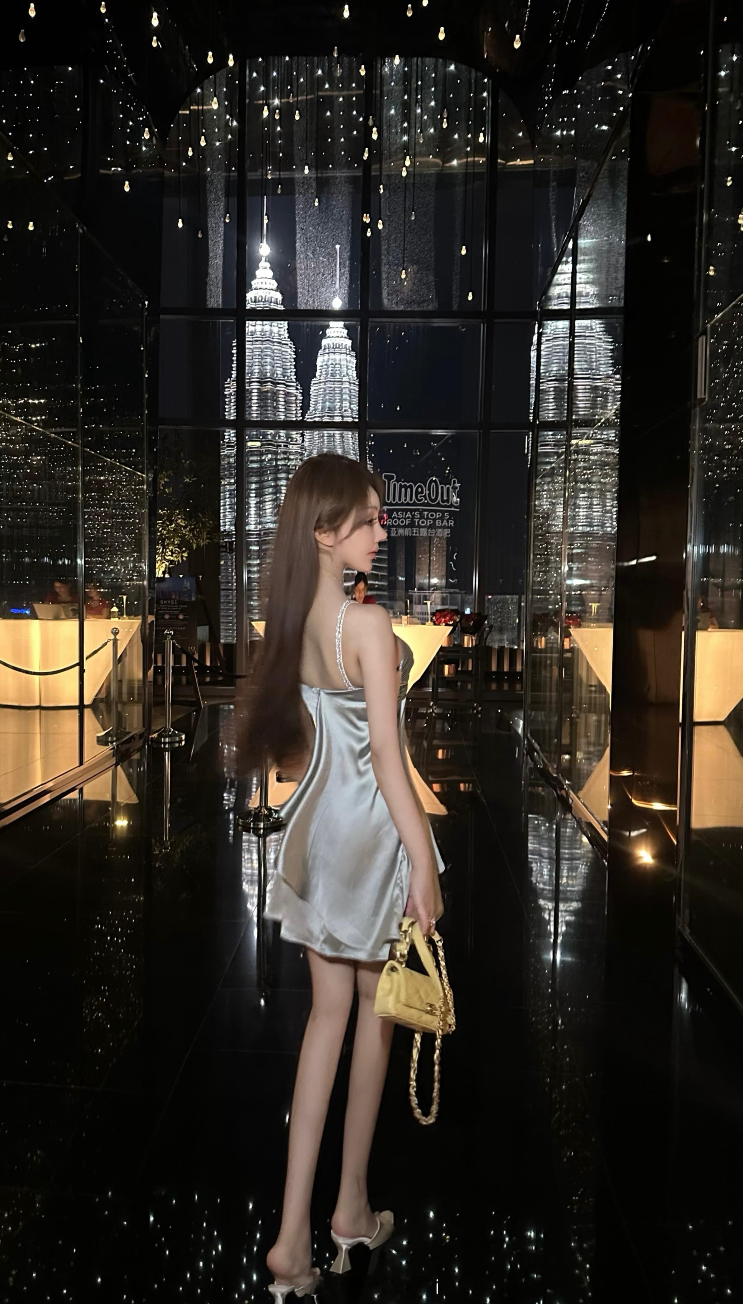 爱你的人想让你赢，你怎么都会赢  ​​​