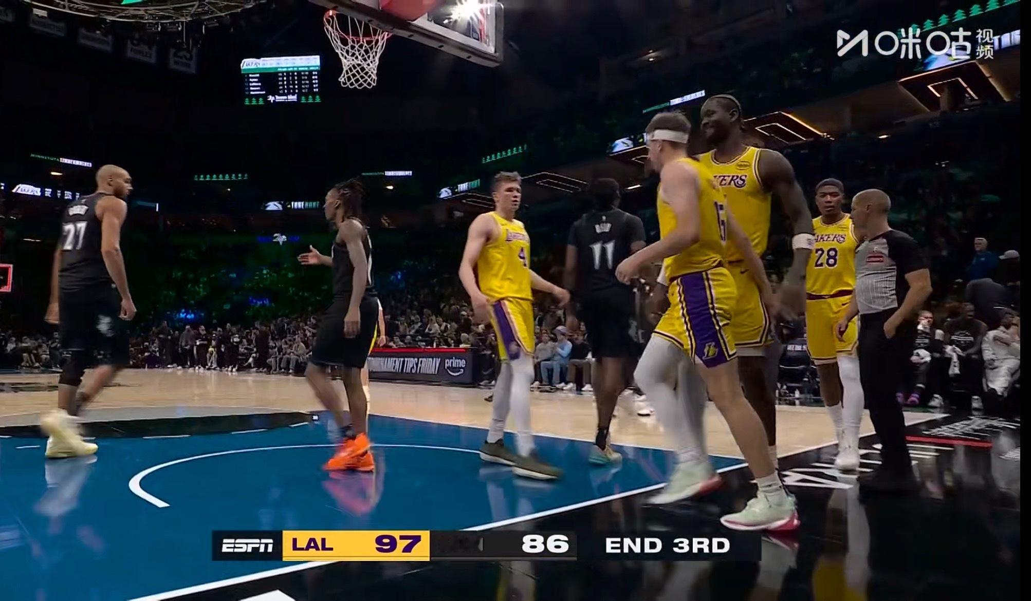 稳住，不要崩盘就行。 ​​​