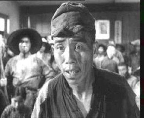 陈志坚，1917年出生于北京市，是一位著名的电影演员。他曾在冀中军区火线剧社担任