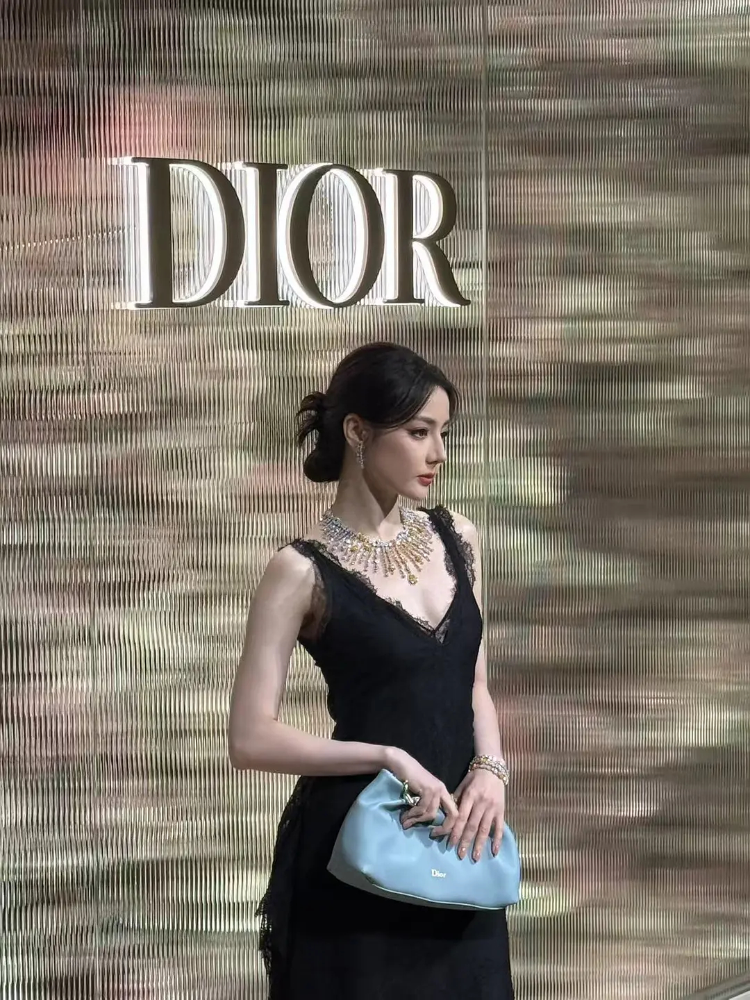 是生图也是神图迪丽热巴DIOR活动女王归来！！！ 迪丽热巴迪奥活动直拍
