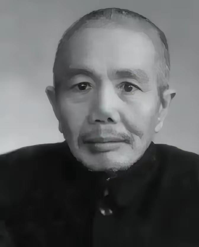 1935年刘伯承与川军将领凉山借路的历史细节
1935年，红军途经大凉山时，刘伯