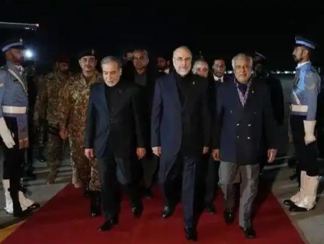 一觉醒来，伊朗迈出历史性一步.

北京时间 4 月 11 日凌晨 3 点多，伊朗