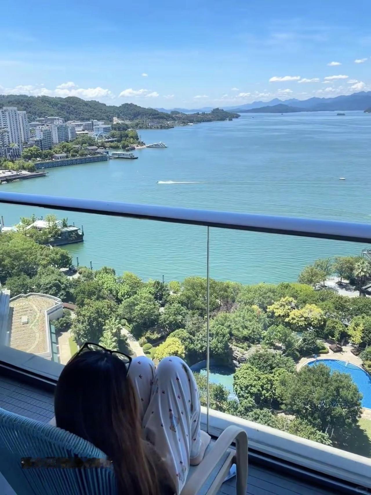 别卷了，带上她来千岛湖度假吧 千岛湖