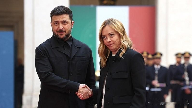 意大利总理梅洛尼表示，国际社会存在讨论组建多国部队以协助乌克兰恢复军事能力的可能