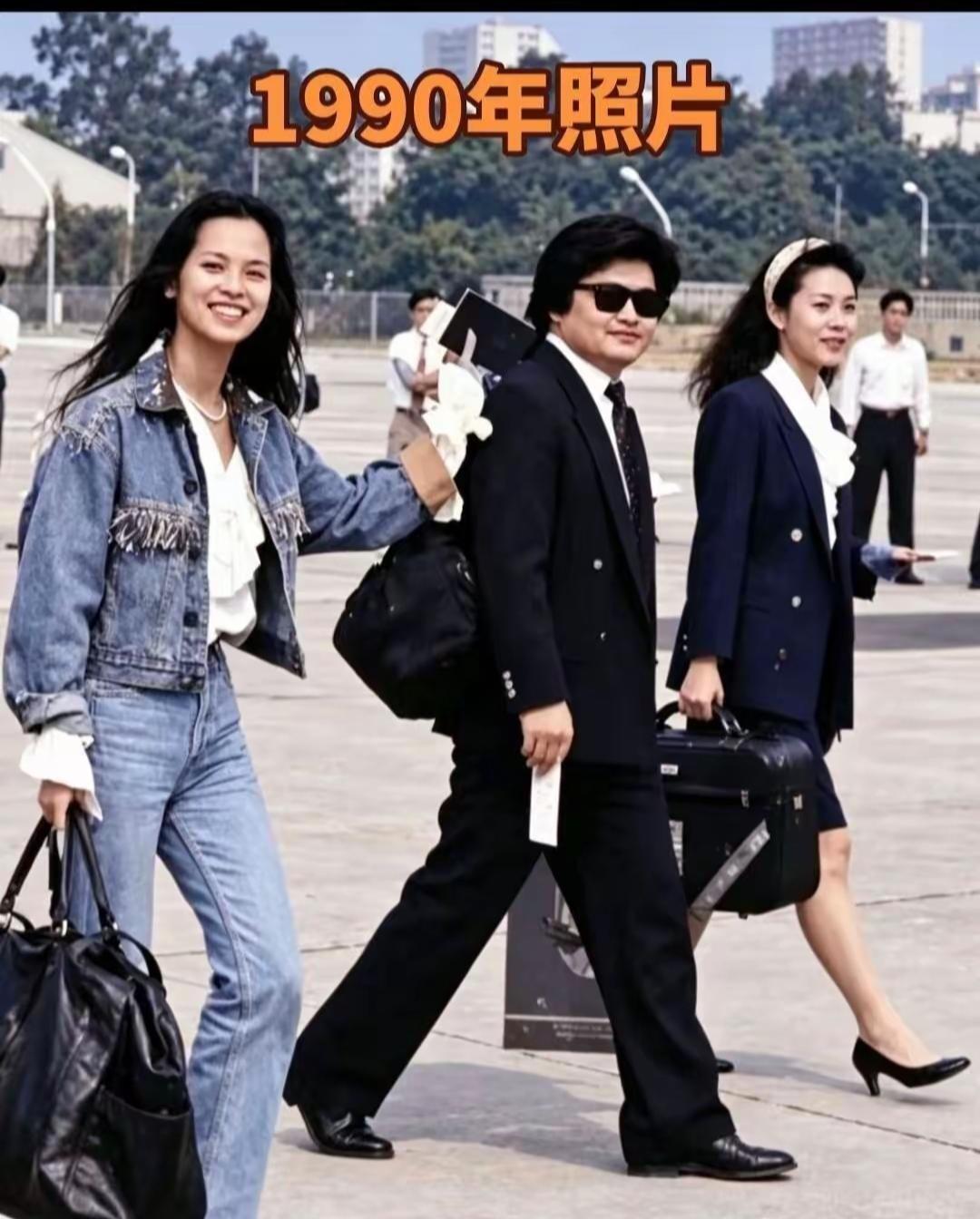 当年刘欢和韦唯一起走向亚运会主办场演唱《亚洲雄风》！