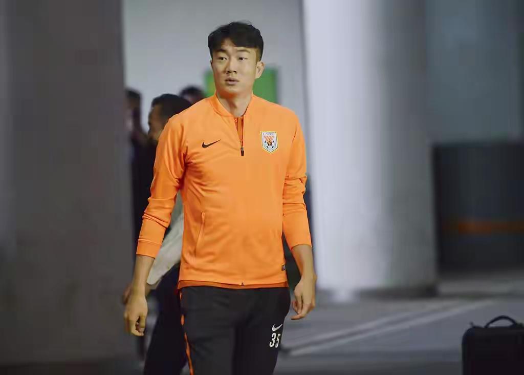 “戴琳欠钱不还事件”上热搜，这些年他到底经历了什么？“戴琳欠钱不还事件”上热搜，