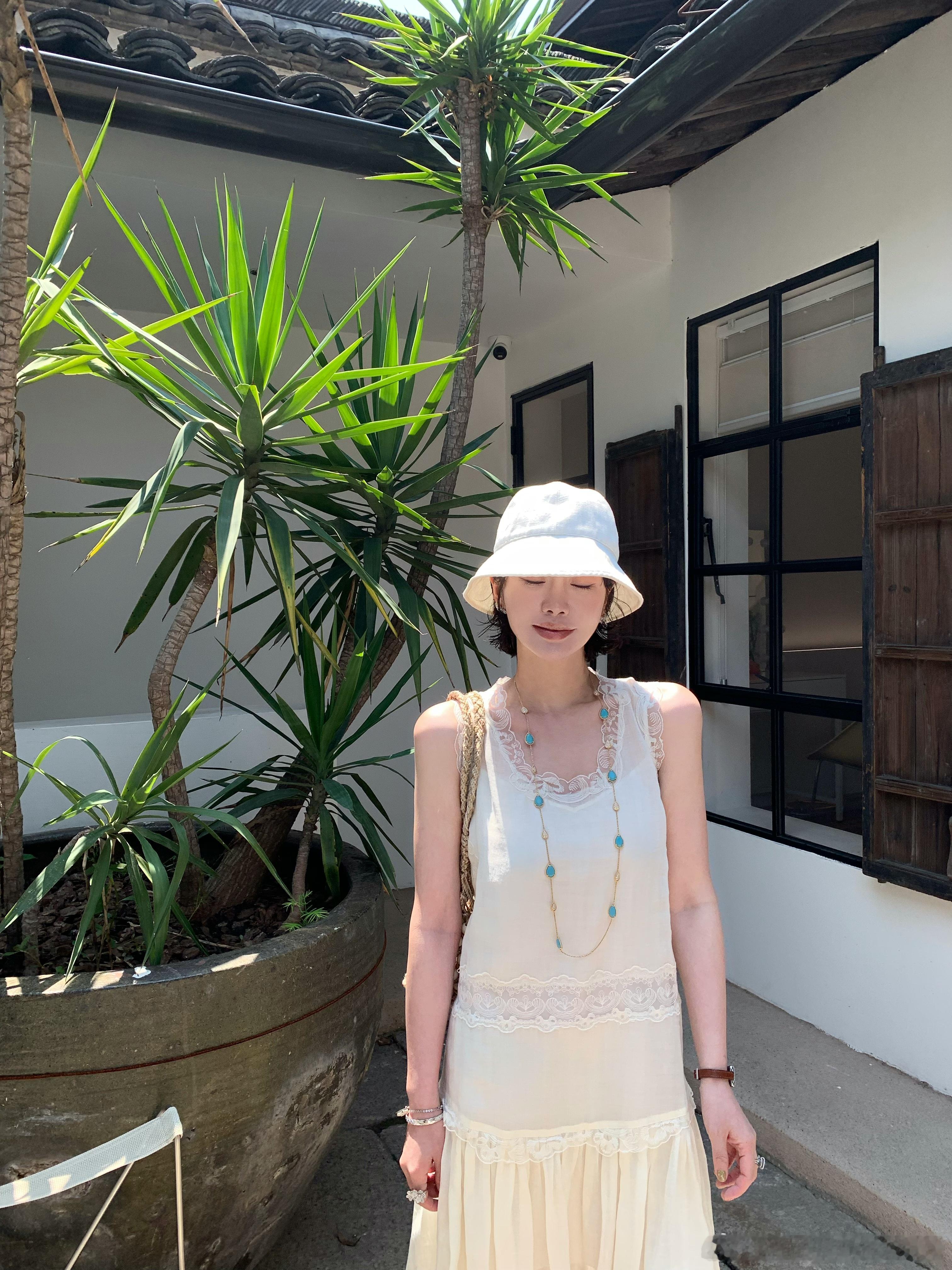 「夏日刚需·纯苎麻蕾丝裙」怕热星人本命面料！100%苎麻自带透气buff，散热快