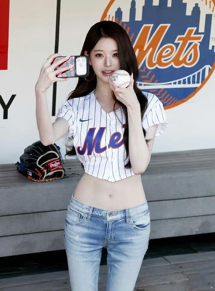 张元英今日MLB开球一分钟登顶美趋1.2位，MLB官方置顶开球视频，张元英五永一