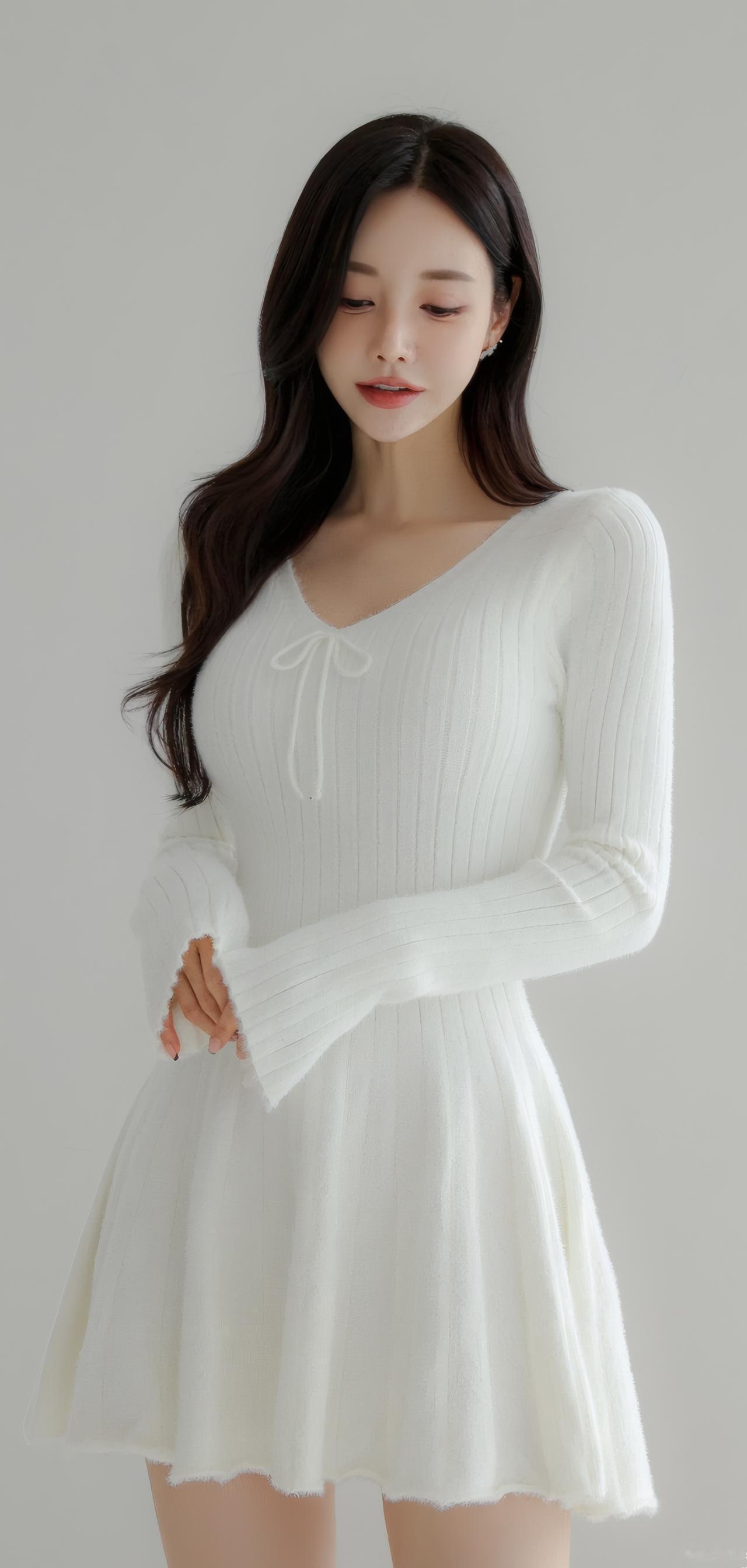 温柔甜美的白色连衣裙，优雅气质满分！🌸👗