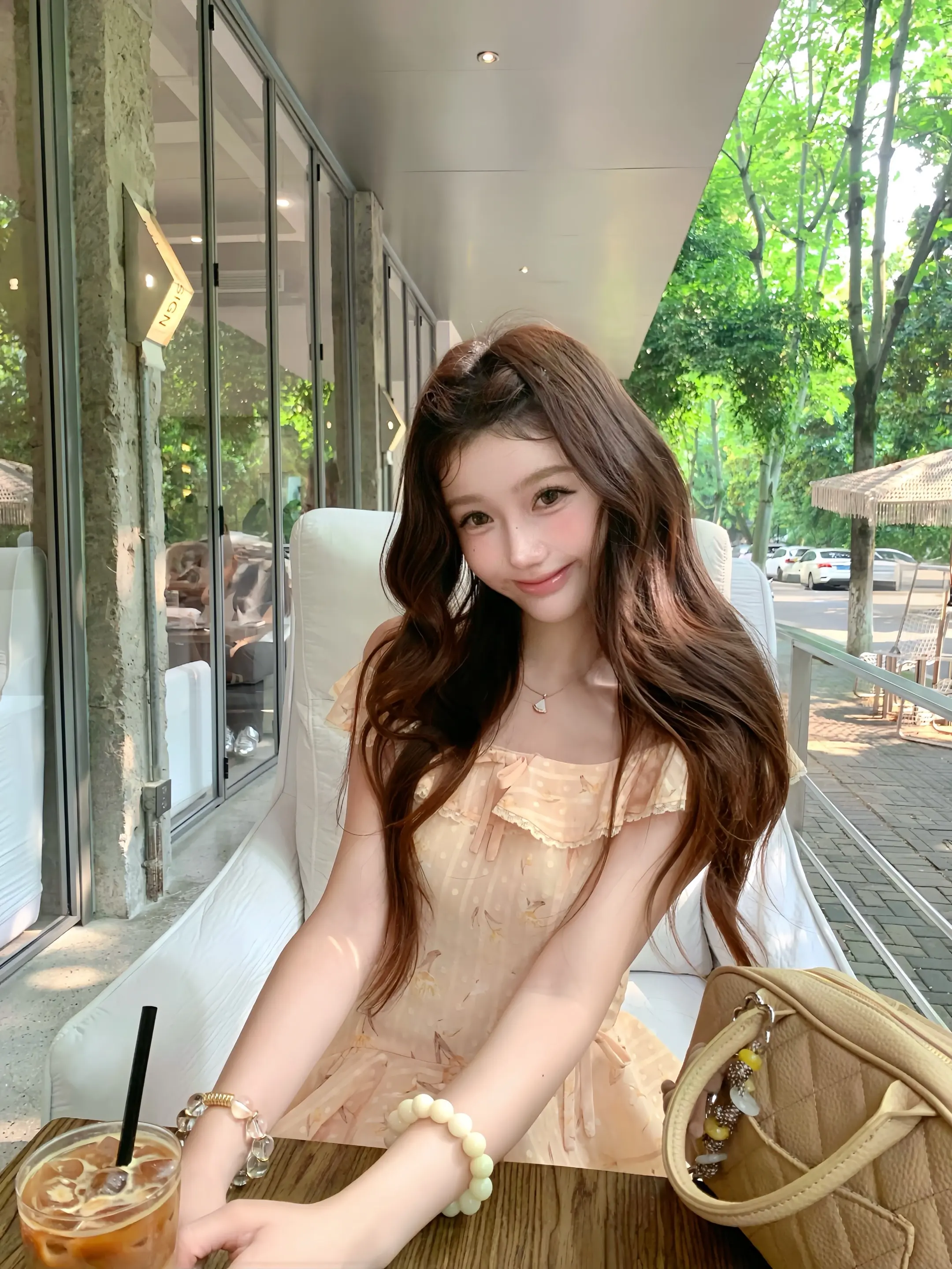 爱上听得懂自己语言的人，就不用花一辈子去翻译自己的灵魂
