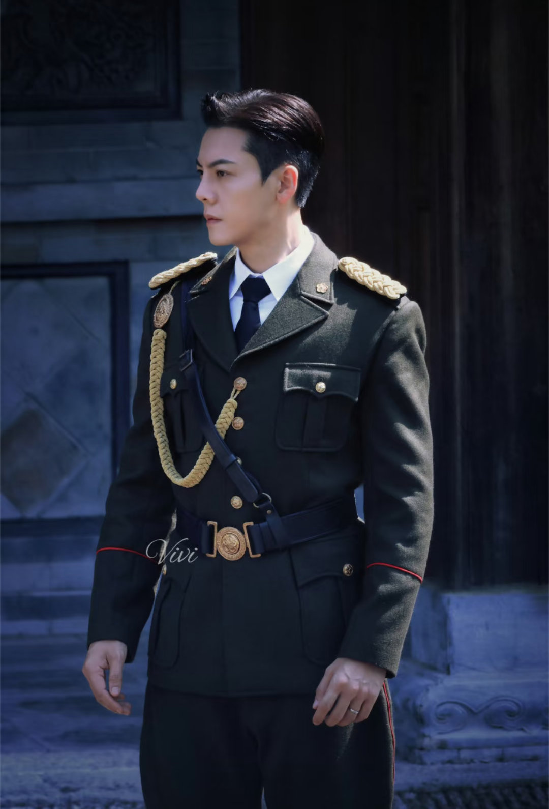 陈伟霆回应再演张启山时隔多年再遇张启山，陈伟霆用实力续写传奇✨为角色严控身形，打