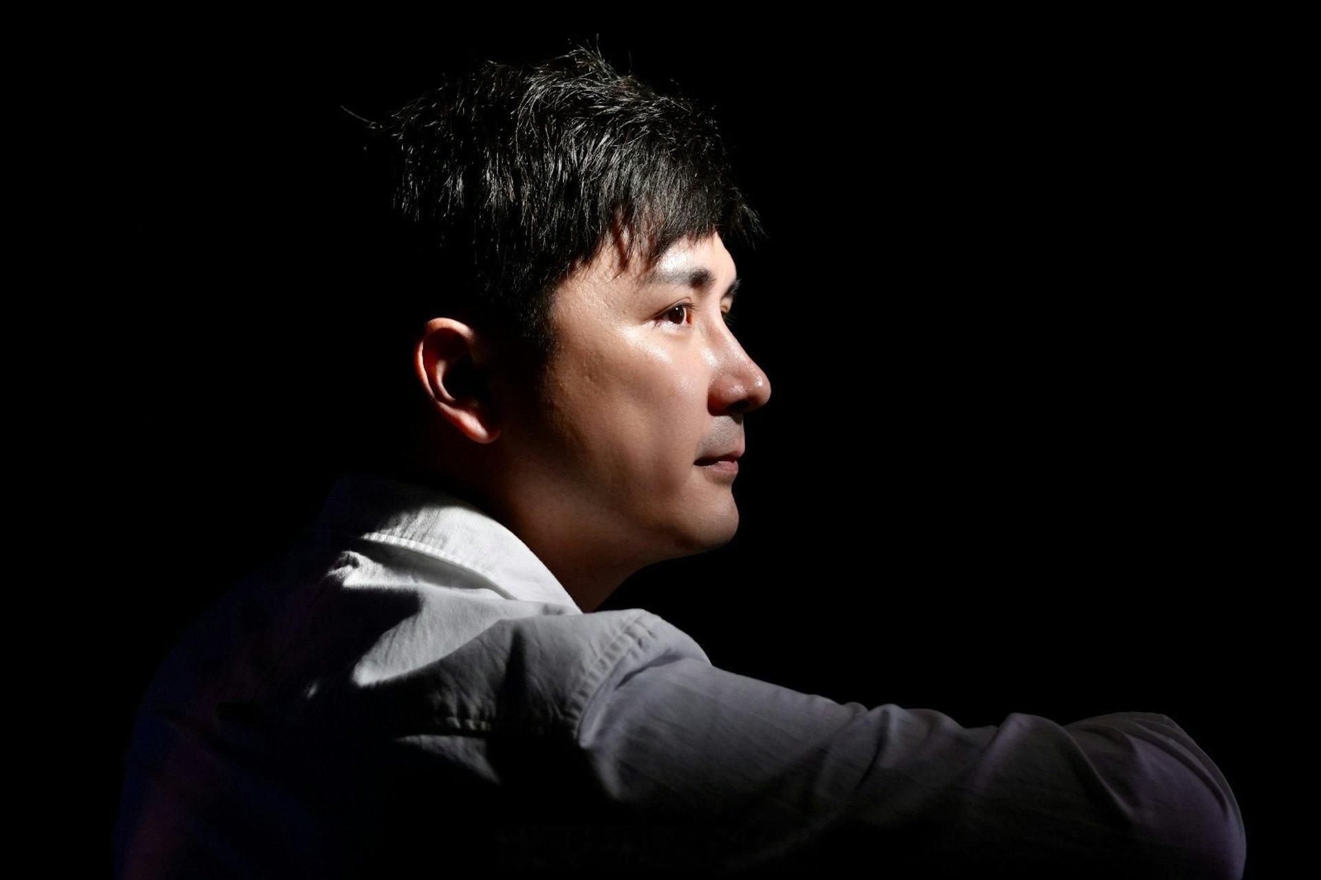 李泳豪YT频道突破十万订阅再传喜讯，官宣参演新剧《驱魔速递》李泳豪早前因家族风波