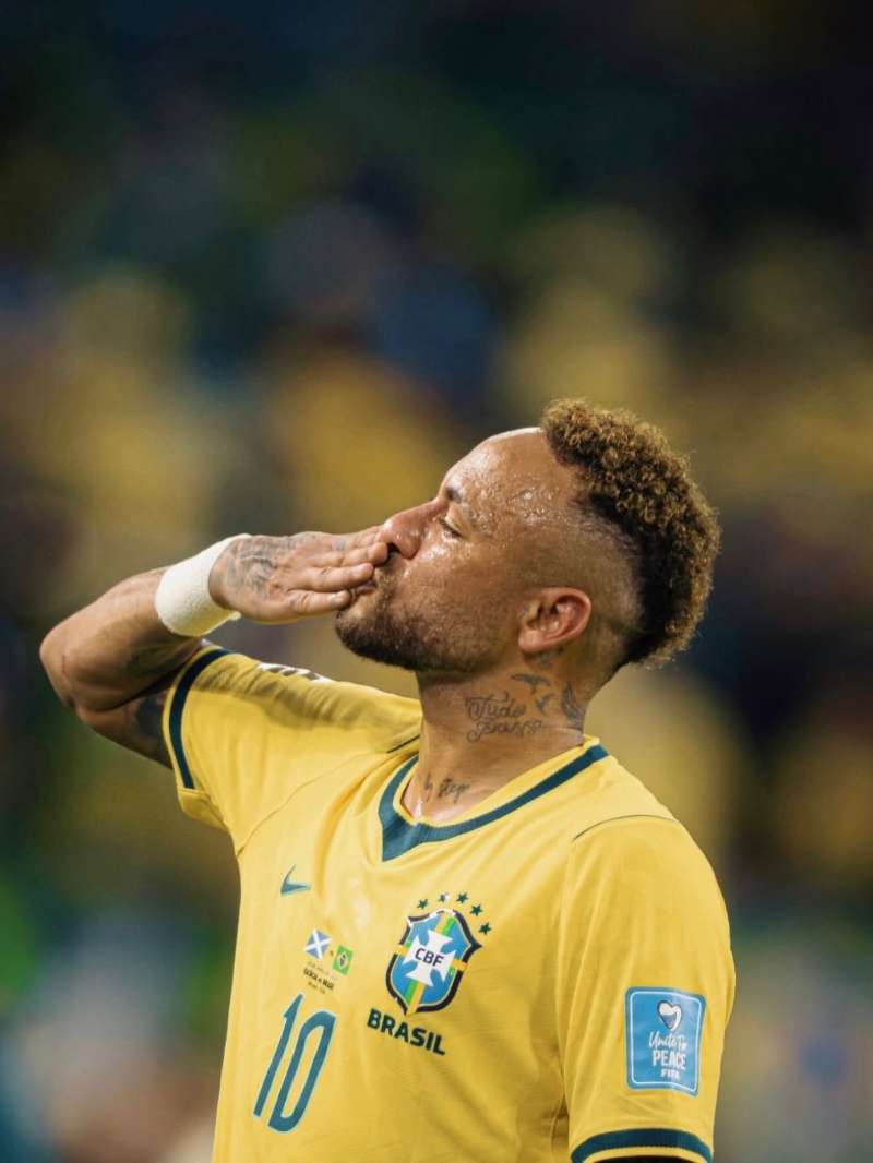 neymar 【赛后数据】还有油！34岁内马尔替补13分钟创造3次机会，全场最多