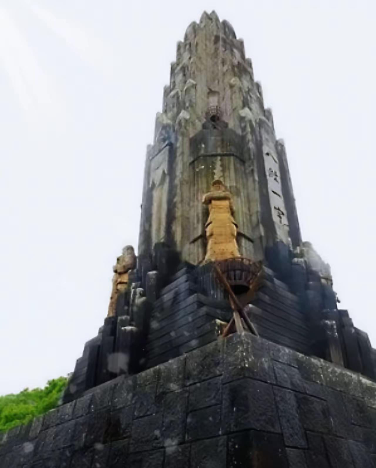 杀人诛心，也不过如此。把从别国抢来的墓碑、城墙砖堆在一起，反手起个名字叫“和平之