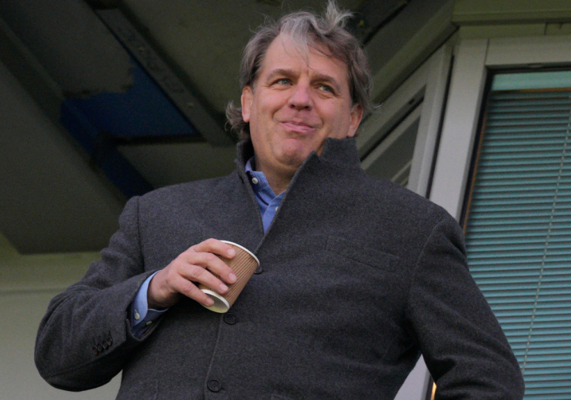 《卫报》报道，埃弗顿和诺丁汉森林都不满切尔西所受的处罚，两支俱乐部可能对英超提出