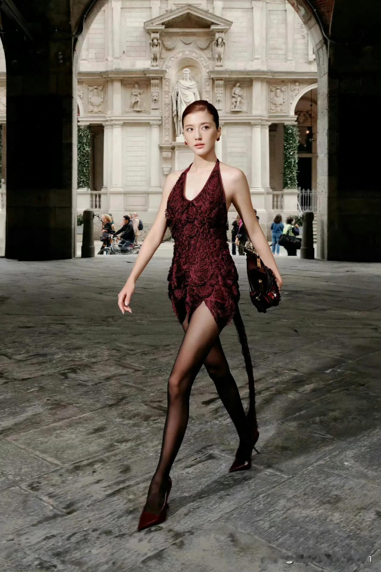 吴千语黑丝长腿