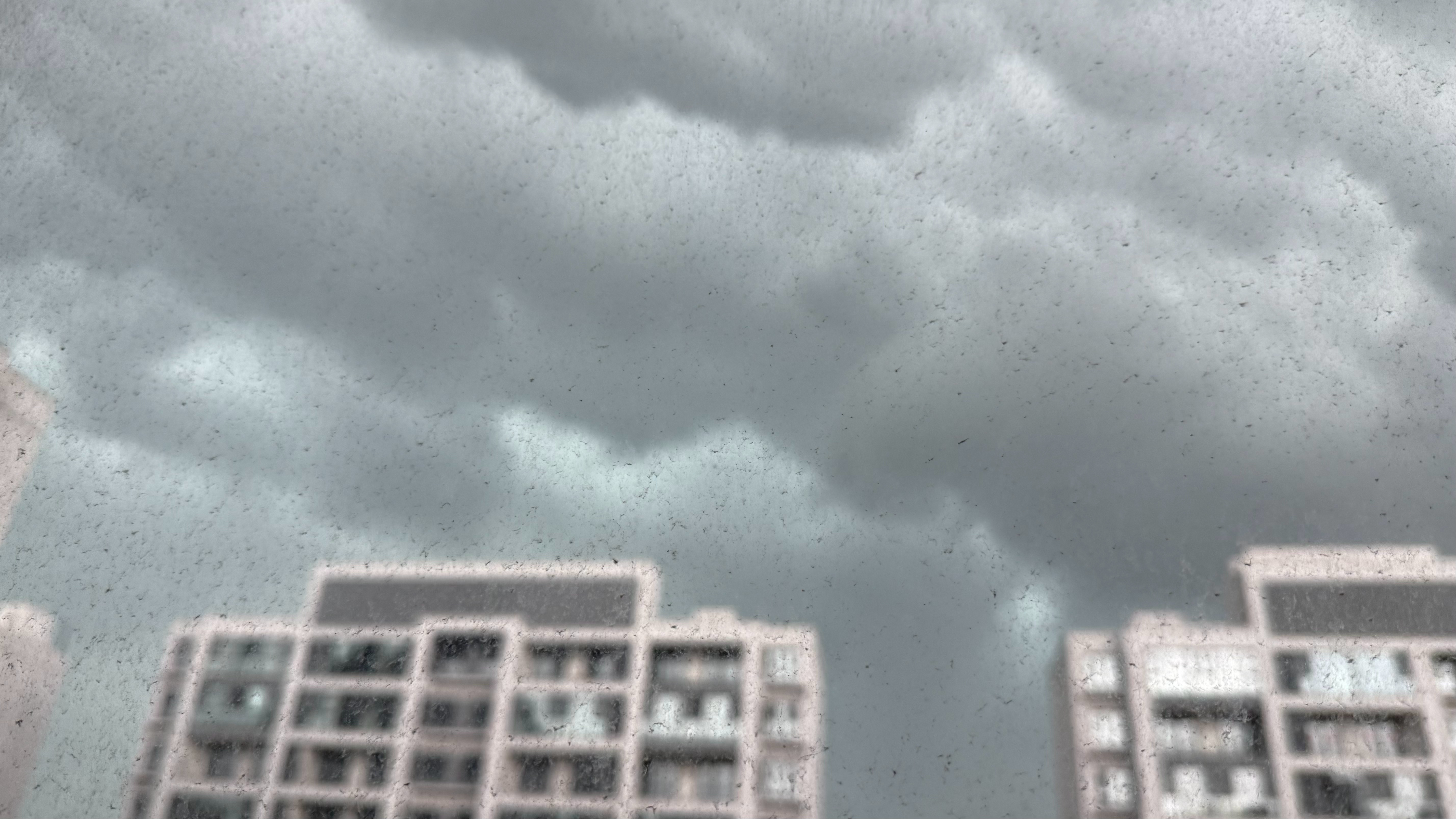 明天终于要见面了 