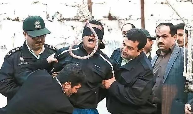 伊朗以绞刑处决以色列间谍！
谁能想到，就在中东局势紧绷到极点的时刻，伊朗用最硬核