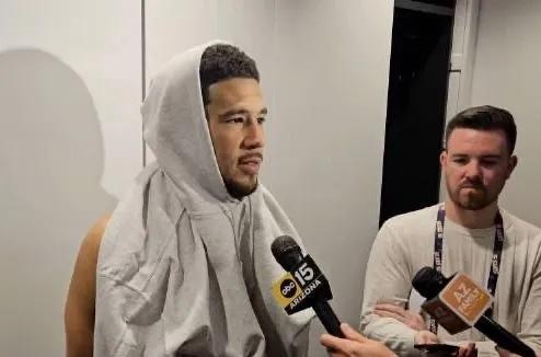 布克爆粗怒喷裁判！直言NBA已变WWE，肖华该管管了

NBA季后赛彻底炸锅了！