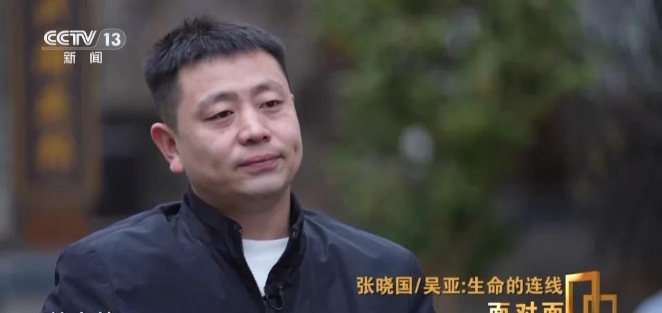 小伙救人按断女子6根肋骨，不但未受指责，反而还收获了老板娘丈夫的感谢。

这是去